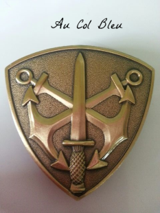Badge of non commando certified personnel