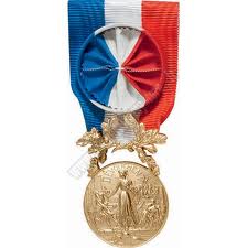 Médaille d'Honneur du Courage et de Dévouement Or